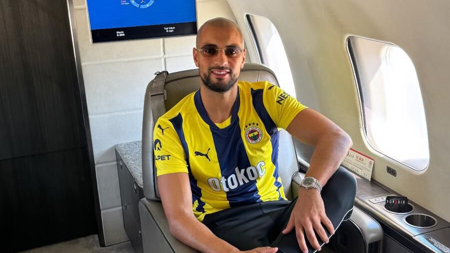 Sofyan Amrabat sous les couleurs de Fenerbahçe