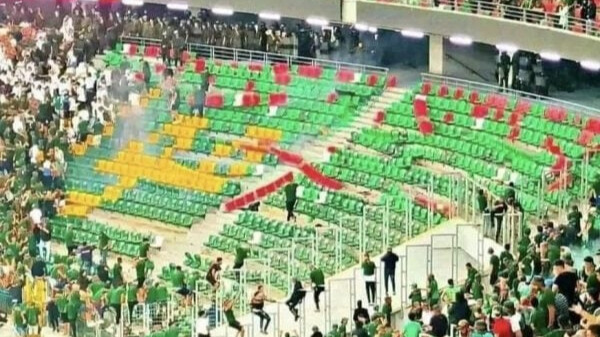 Scènes de violence entre les supporters du MCA et les forces de la Gendarmerie au stade Ali Ammar de Douéra