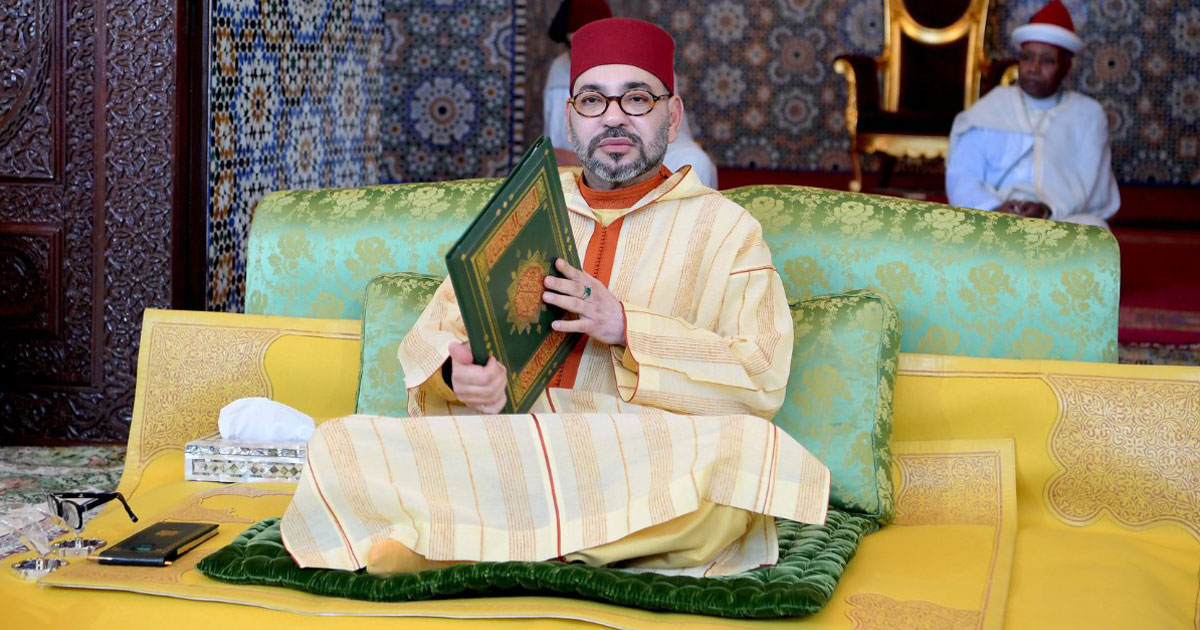 SM le Roi, Amir Al-Mouminine, préside à la mosquée Hassan à Rabat une veillée religieuse en commémoration de l'Aïd Al-Mawlid Annabaoui Acharif