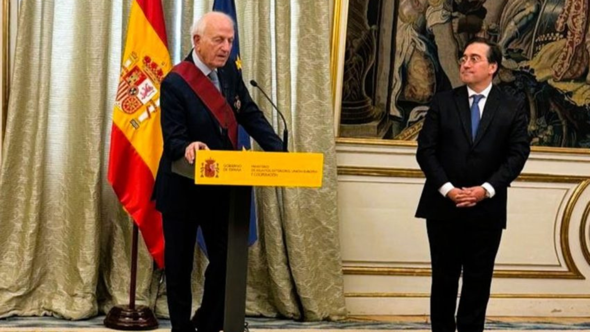 André Azoulay, conseiller du Roi, a reçu, à Madrid, la Grande Croix de l’Ordre d’Alphonse X le Sage