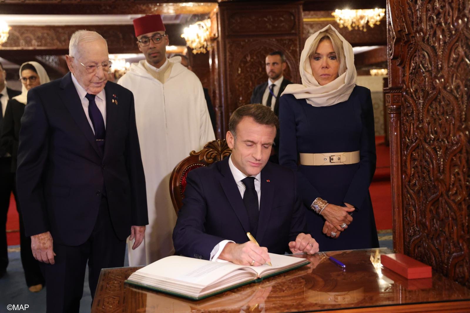 macron mausolée mohammed v 2