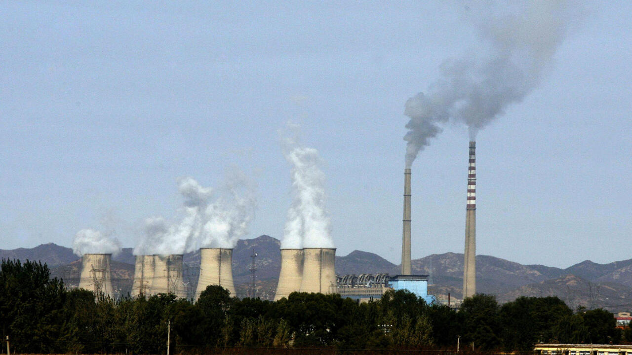 24112016 china power plant