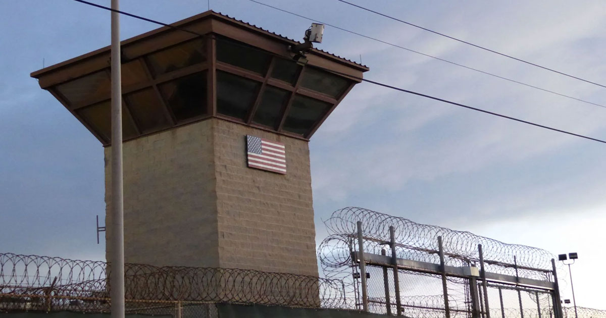 L'administration Trump envisage d'envoyer des migrants en détention à Guantanamo