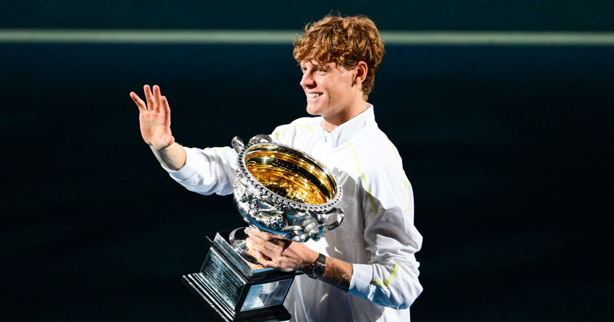 Open d'Australie: "juste trop fort", le N.1 mondial Jannik Sinner réalise le doublé à Melbourne