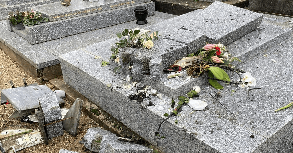 tombe saccagée jean marie le pen