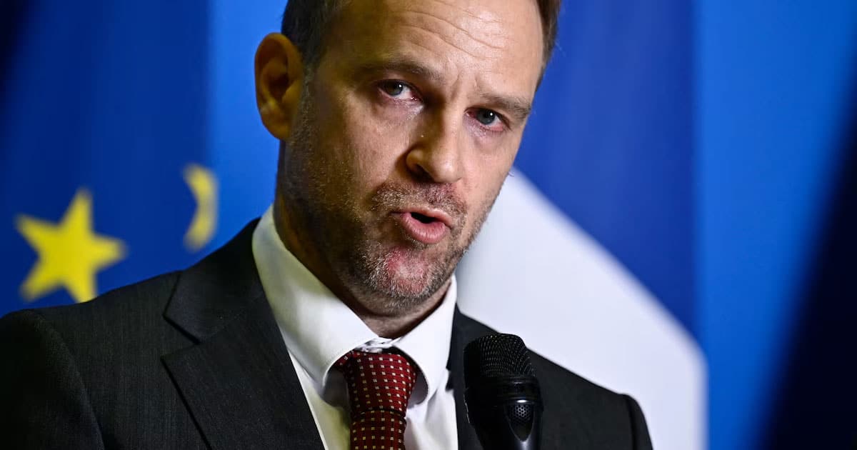 Marc Ferracci appelle l'Europe à adopter un rapport de force face aux menaces commerciales de Donald Trump