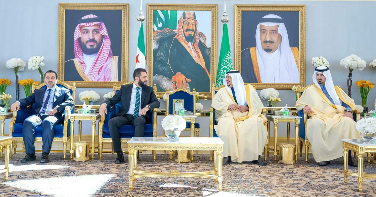 Arrivée en Arabie saoudite du président syrien Ahmad al-Chareh, sa première visite à l'étranger