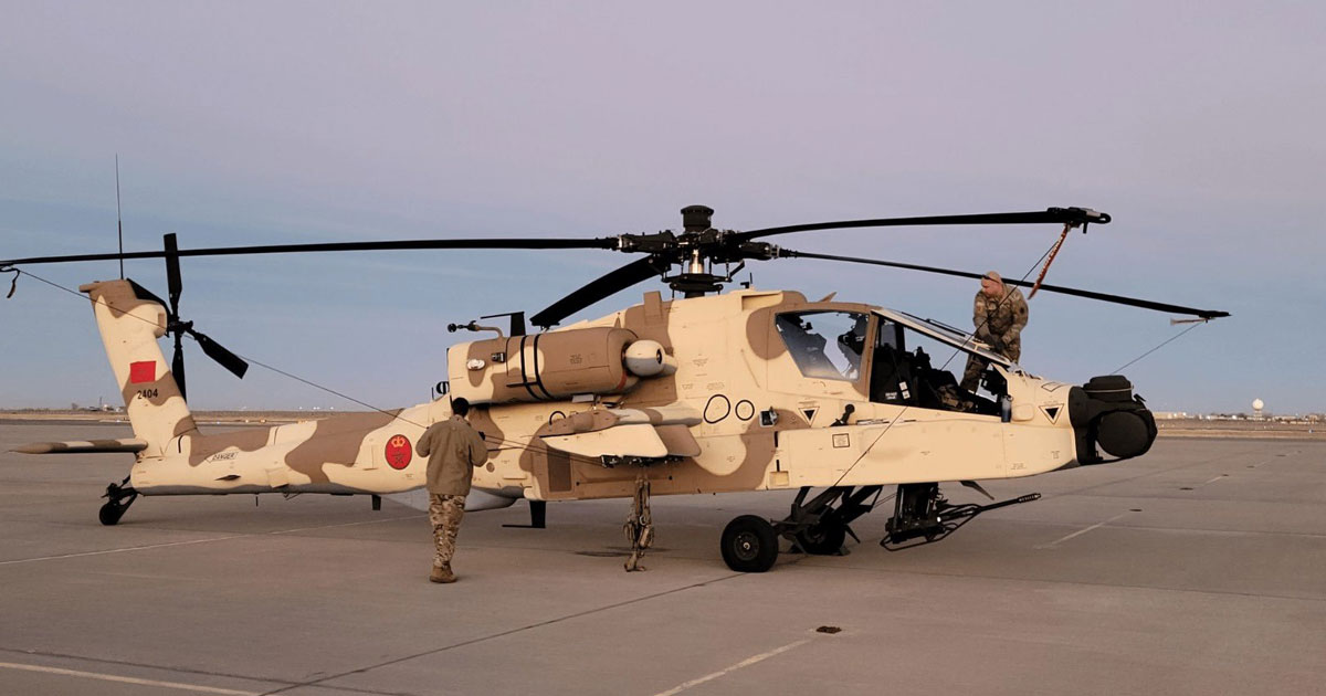 Les six premiers hélicoptères Apache AH-64E arrivent au port Tanger Med