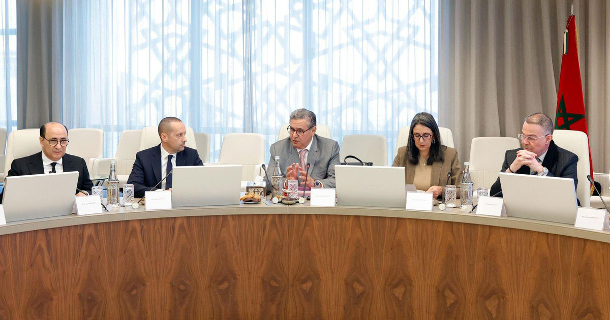 Le Chef du gouvernement préside une réunion de suivi de la mise en œuvre du projet d'amélioration du système de santé