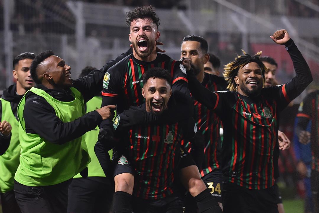 Les joueurs de l'AS FAR de Rabat célébrant la qualification aux quarts de finale de la Ligue des champions