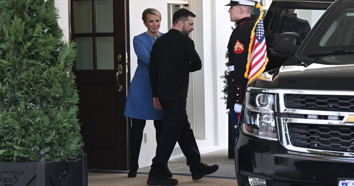 Aide américaine suspendue: Trump fait le jeu de Poutine, s'inquiètent des Ukrainiens