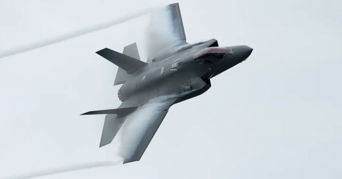 Chasseurs F-35 : le Canada revoit son contrat avec Lockheed Martin