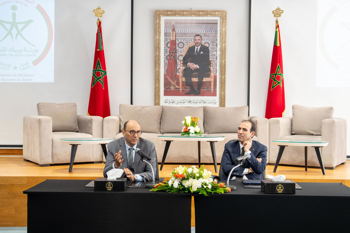 passation de pouvoirs entre mohamed benalilou et hassan tarik, nouveau médiateur du royaume 3