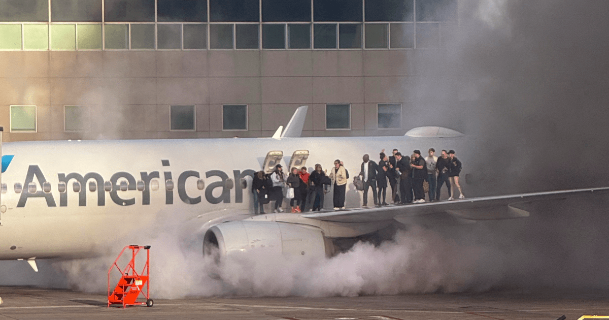 american airlines incendie denver