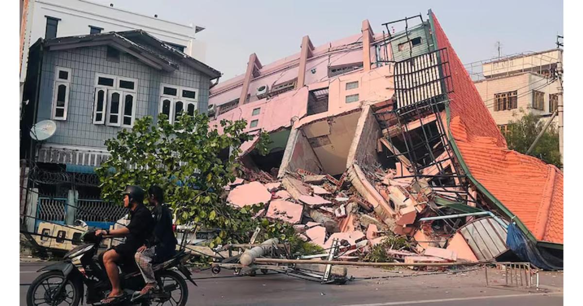 Plusieurs édifices se sont effondrés au Myanmar lors du séisme du 28 mars, notamment ici, à Mandalay.