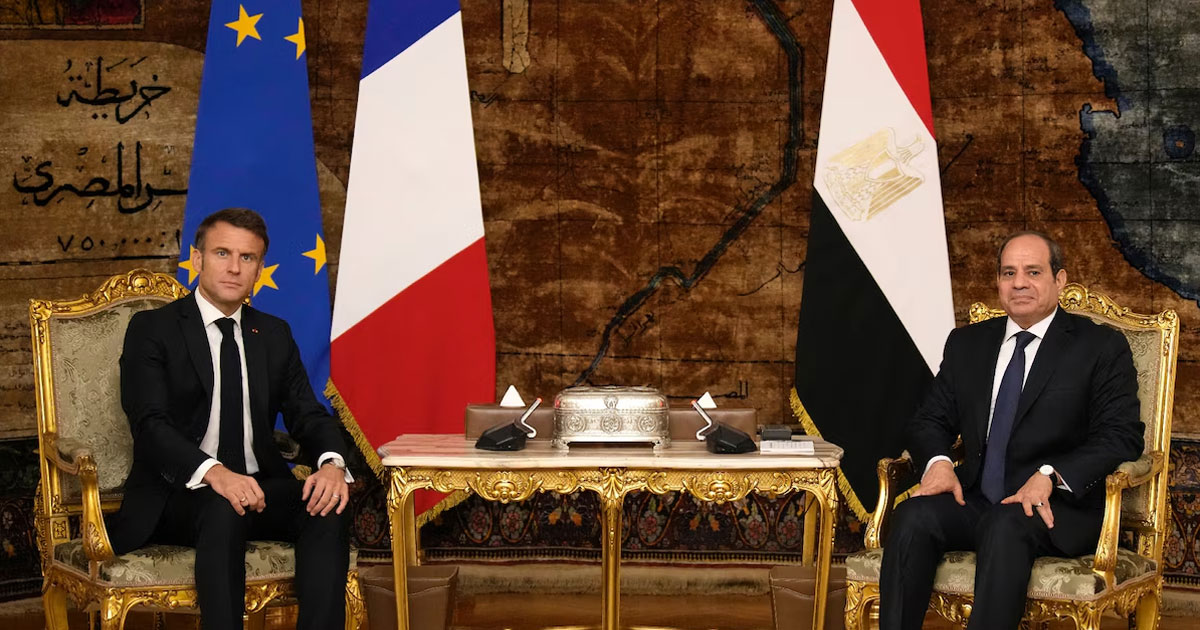 Emmanuel Macron en Égypte pour une visite consacrée à Gaza et aux relations franco-égyptiennes
