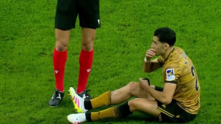 Nayef Aguerd quelques minutes avant sa sortie sur blessure contre le Real Madrid