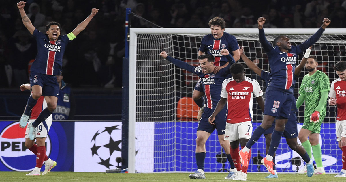 Les coéquipiers d'Achraf Hakimi fêtent la victoire 