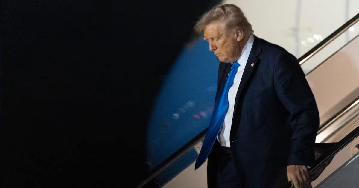 Trump ordonne à l'Etat de cesser de financer les médias publics PBS et NPR
