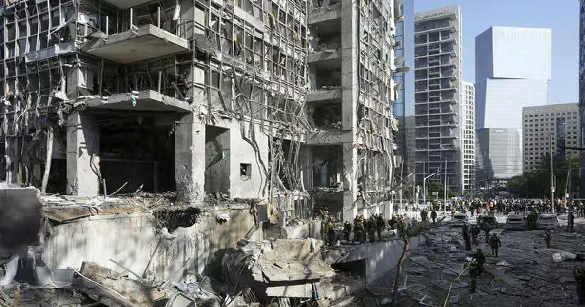 Israël-Iran : un hôpital touché, 47 blessés par des tirs iraniens, Netanyahu accuse Khamenei de crimes de guerre