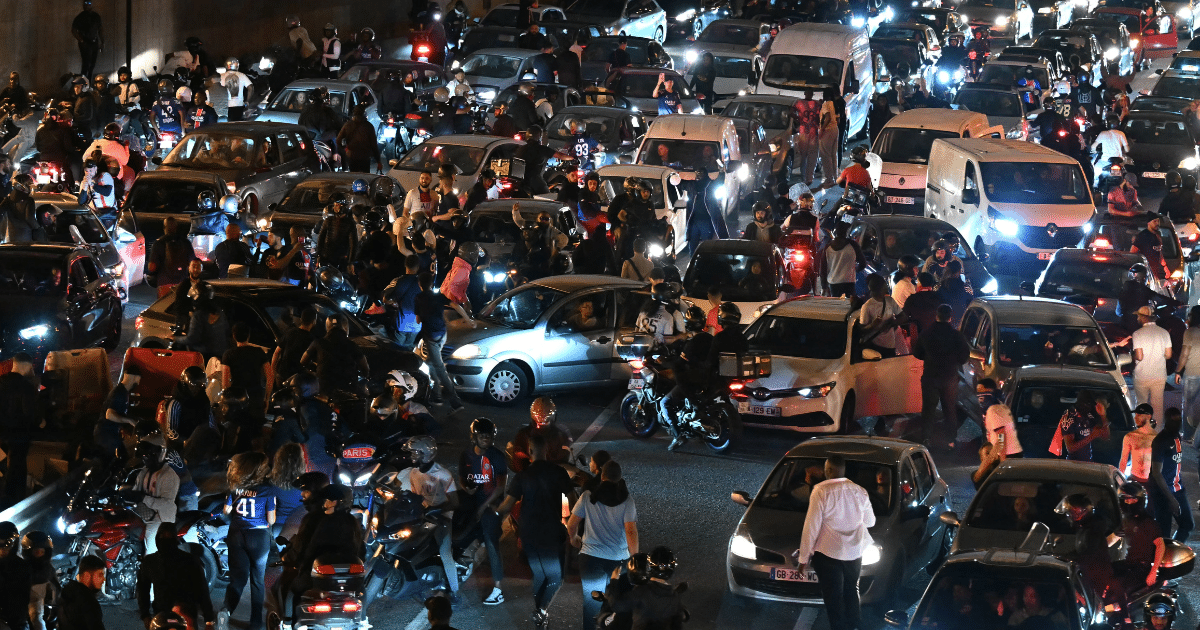 célébrations violences supporters Paris Saint-Germain
