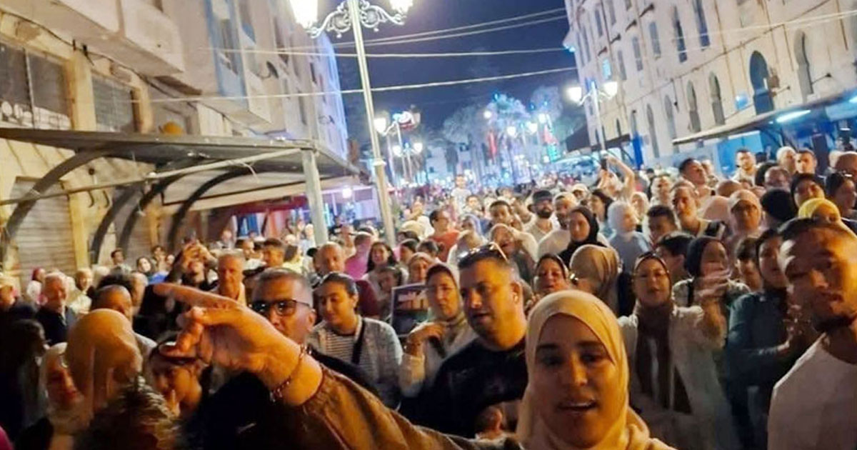 Larache manifestation massive contre la défiguration du Balcon Atlantico 1