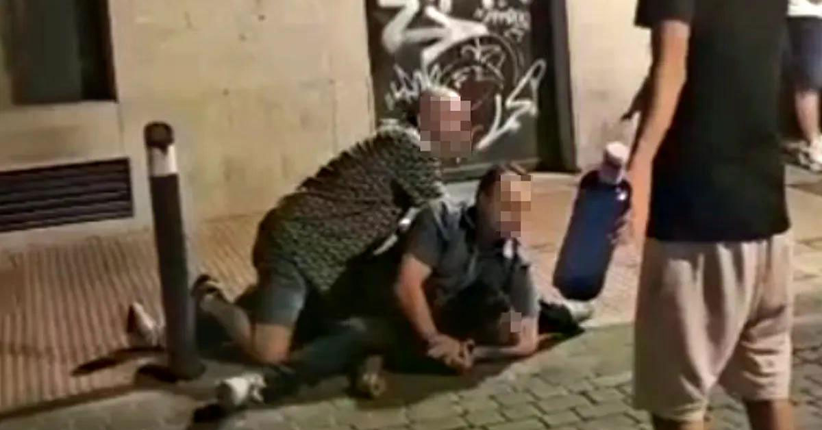 Mort d’un Marocain étouffé par un policier en Espagne : une députée interpelle Bourita et dénonce l’inaction