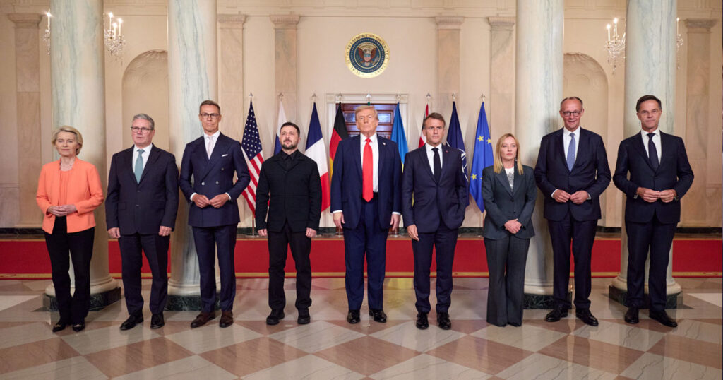 Après une réunion “très bonne” avec Zelensky et les Européens, Trump veut réunir Poutine et le président ukrainien