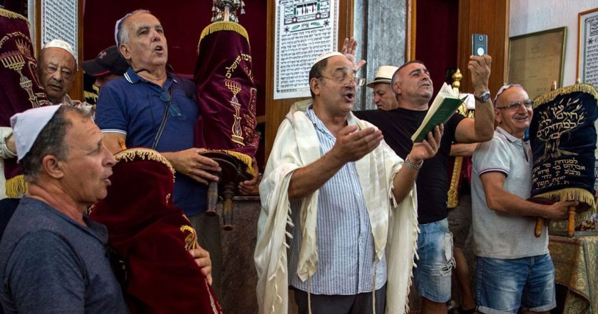 Un reportage d’i24NEWS explore la vie d’Israéliens d’origine marocaine au Maroc