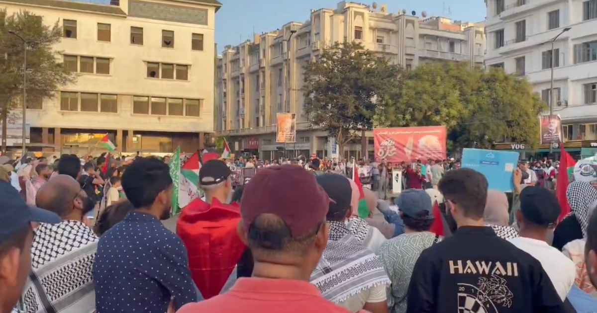 manifestation casablanca contre la normalisation et pour dénoncer la mort de journalistes d'Al Jazeera à Gaza