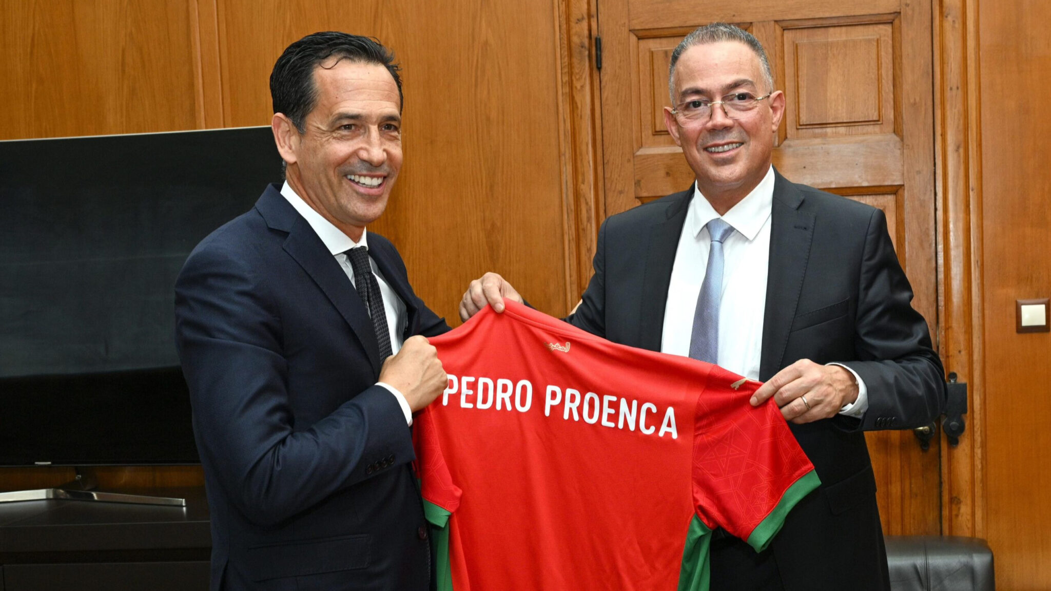 Le président de la FRMF, Fouzi Lekjaa et son homologue portuagais, Pedro Proença