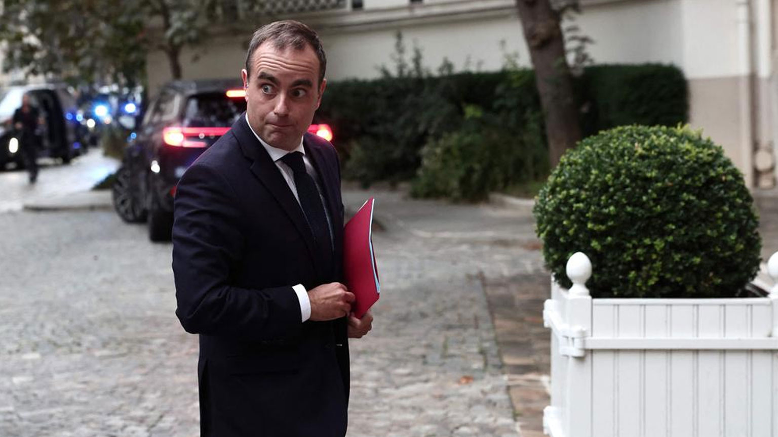 Les Français pas satisfaits de la nomination de Sébastien Lecornu, selon deux sondages