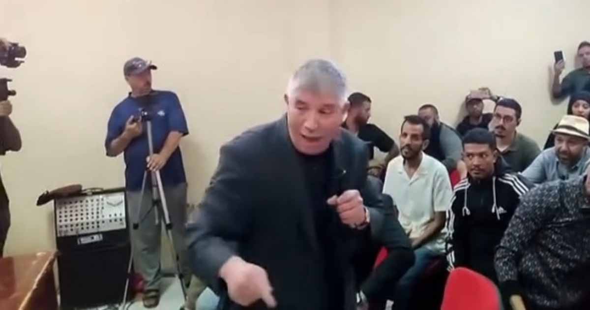 Ahmed Touizi mène ses partisans pour saboter une conférence de Mohamed Ghalloussi à Aït Ourir