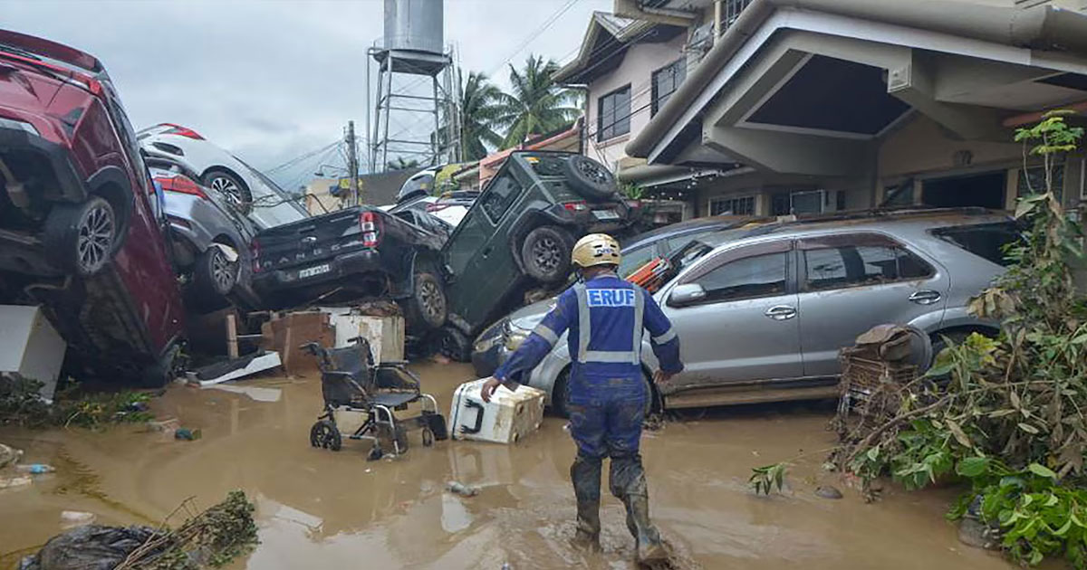Philippines: le bilan du typhon Fung-wong, en route vers Taïwan, monte à 18 morts