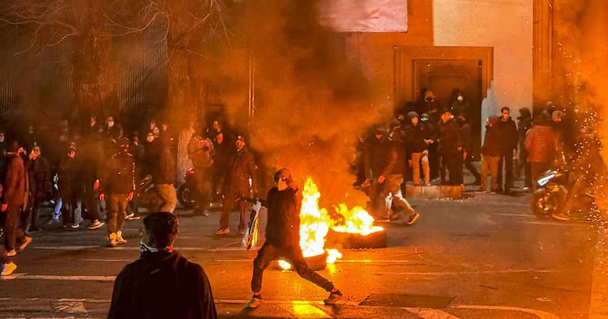 Manifestations en Iran : Téhéran promet des procès expéditifs, les ONG redoutent des exécutions