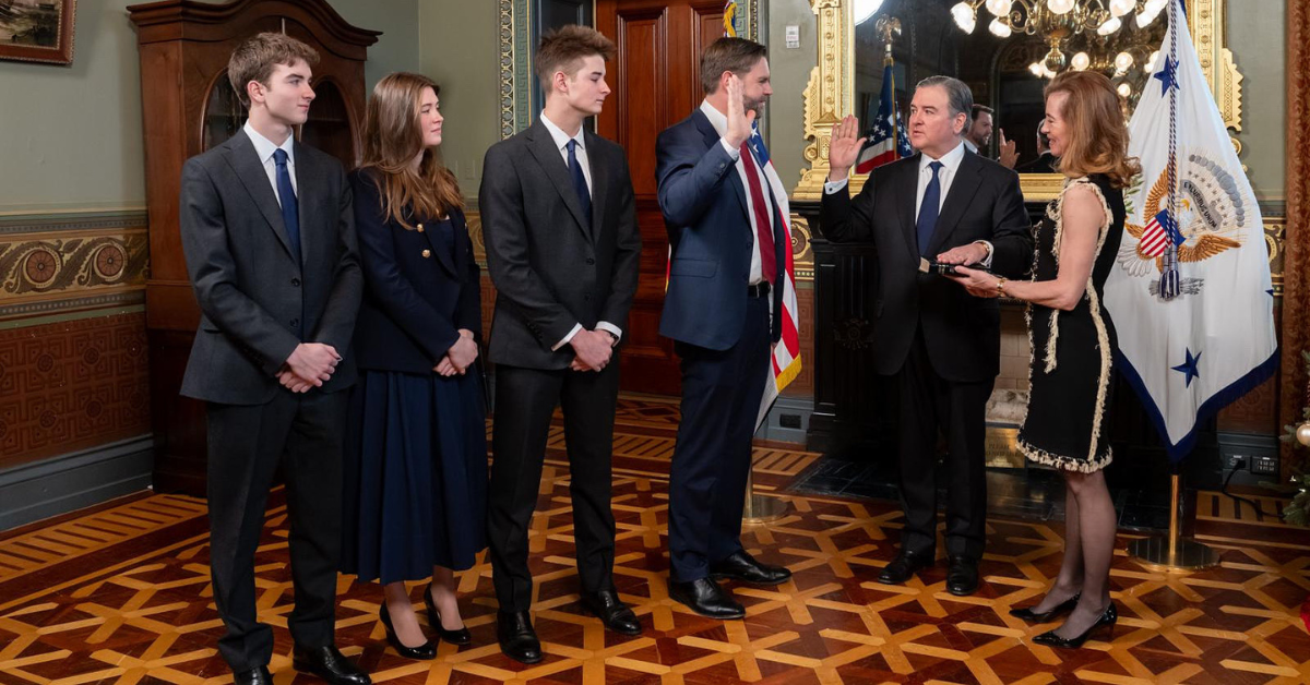 prestation de serment de l'ambassadeur des USA au Maroc, Duke Buchan III