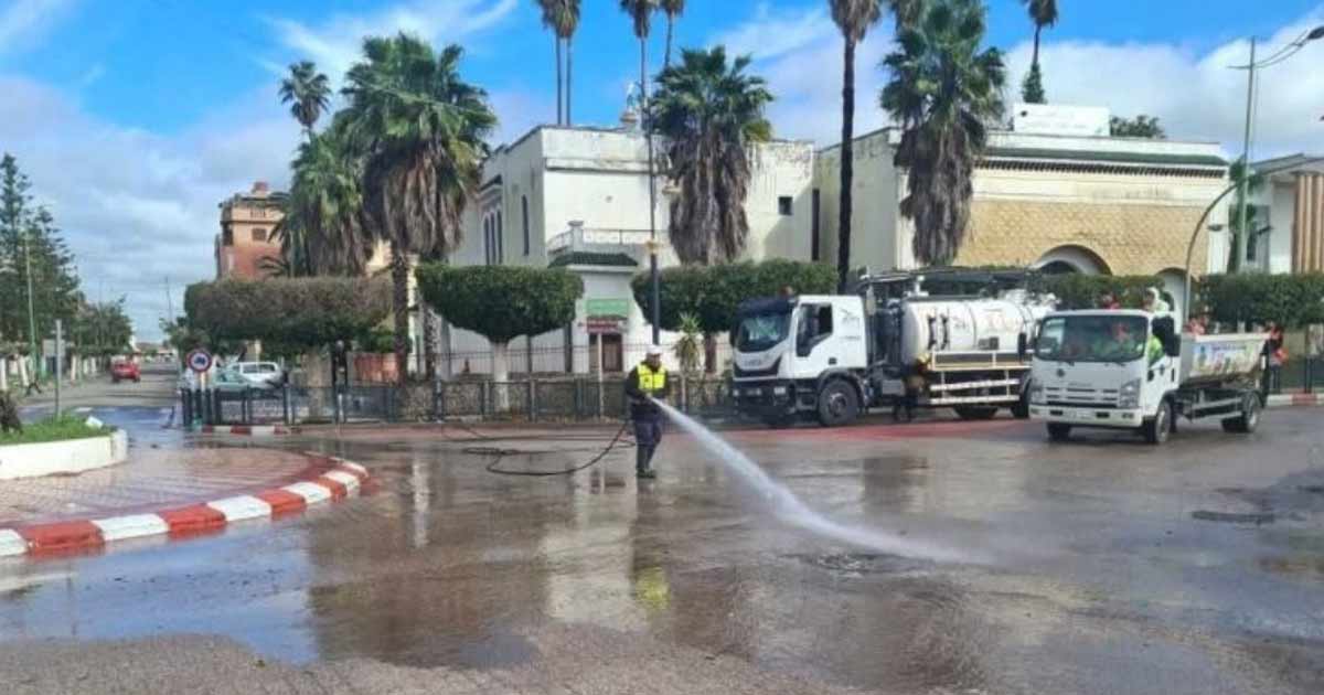 Ksar El Kébir: opérations de terrain pour effacer les traces des crues et réhabiliter les infrastructures