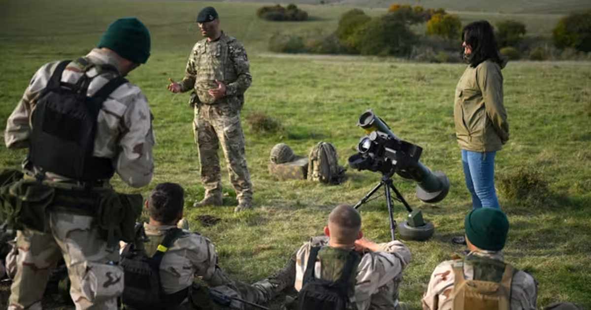 L’UE envisage d’ouvrir des bases d’entraînement pour soldats ukrainiens en Ukraine