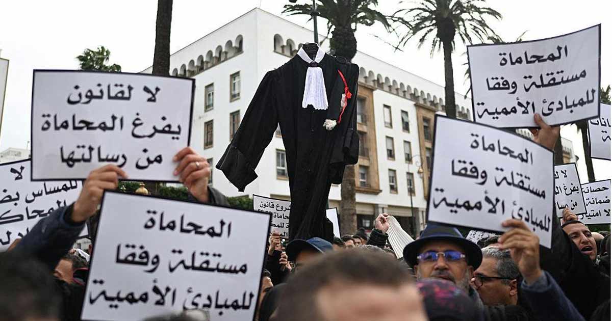 Projet de loi sur la profession d’avocat : mobilisation nationale des robes noires devant le Parlement