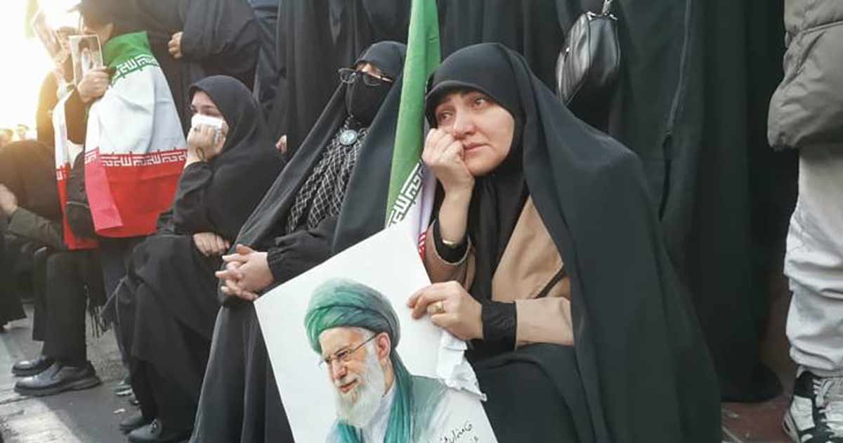 Escalade au Moyen-Orient : Téhéran en deuil, Washington menace d’une force « sans précédent »