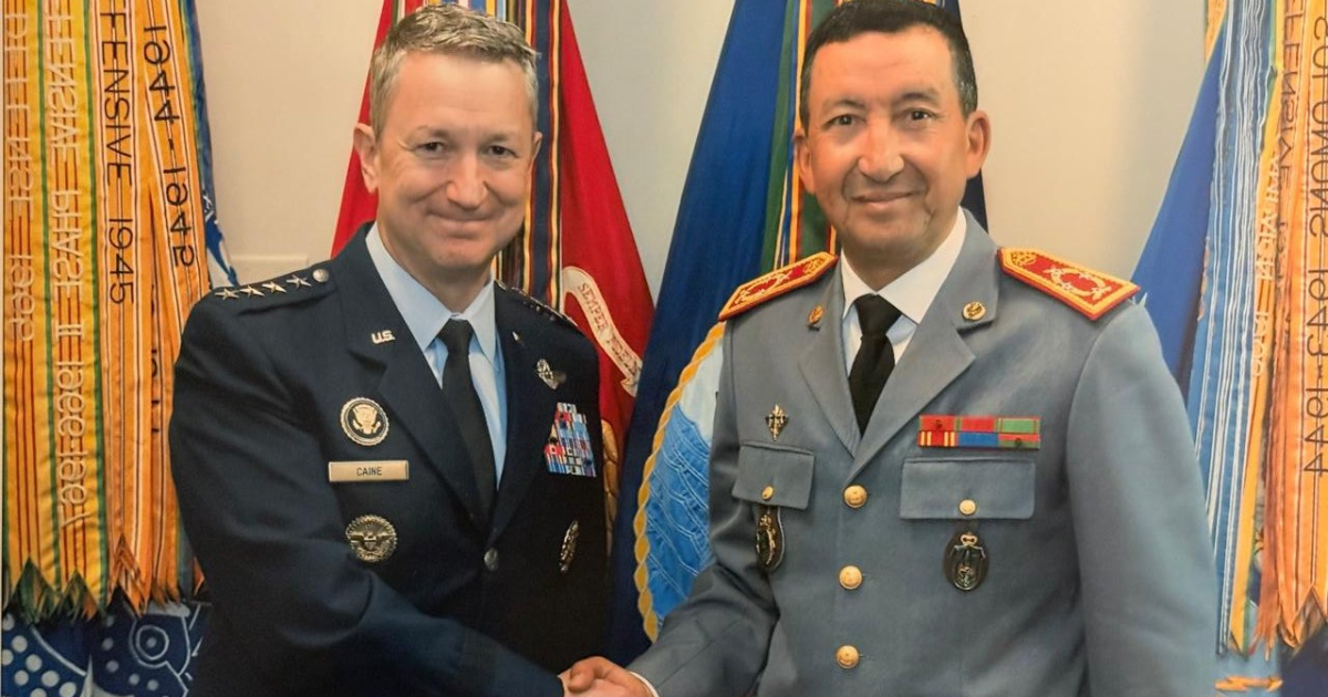 général Mohammed Berrid et le général Dan Caine