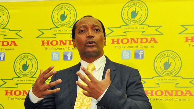 Patrice Motsepe, président de Mamelodi Sundowns et de la Confédération africaine de football (CAF).