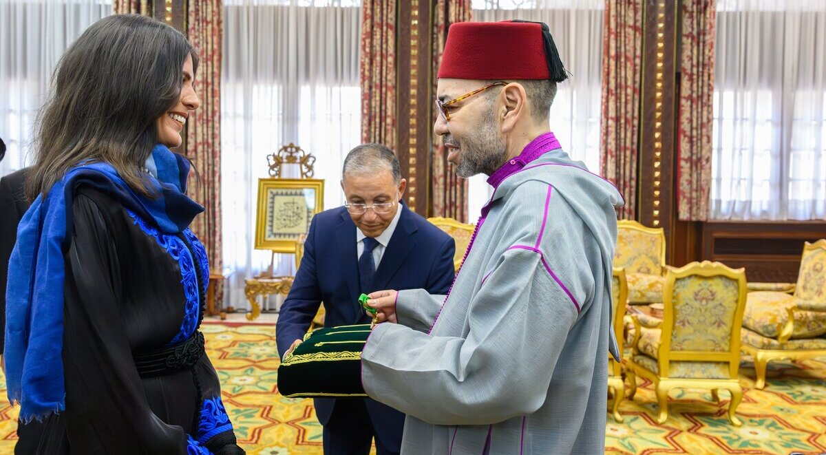 Nawal Sfendla, Roi,  Mohammed VI , alpiniste marocaine, Wissam Al Moukafaa Al Watania