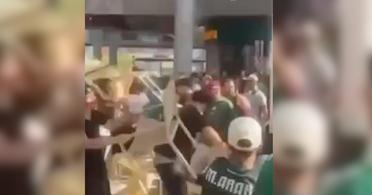 Rixe entre supporters algériens et jordaniens au Qatar en marge du match Algérie-Jordanie.