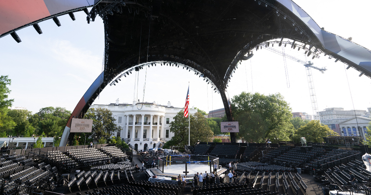 Trump organise un tournoi de MMA à la Maison Blanche