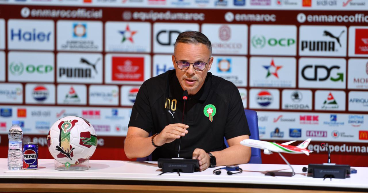 Mohamed Ouahbi en conférence de presse au complexe Mohammed VI de football après le Mondial 2026
